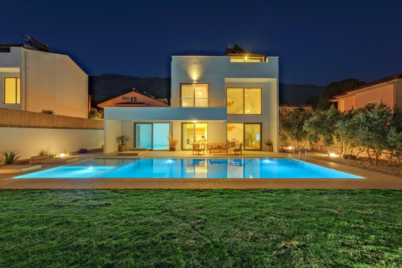 Villa Neo With 2 Private Pools, Bbq, Jacuzzi And Sauna Fethiye Exterior foto